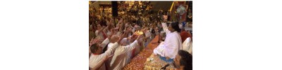 மாதா அமிர்தானந்தமயி - கேரளா